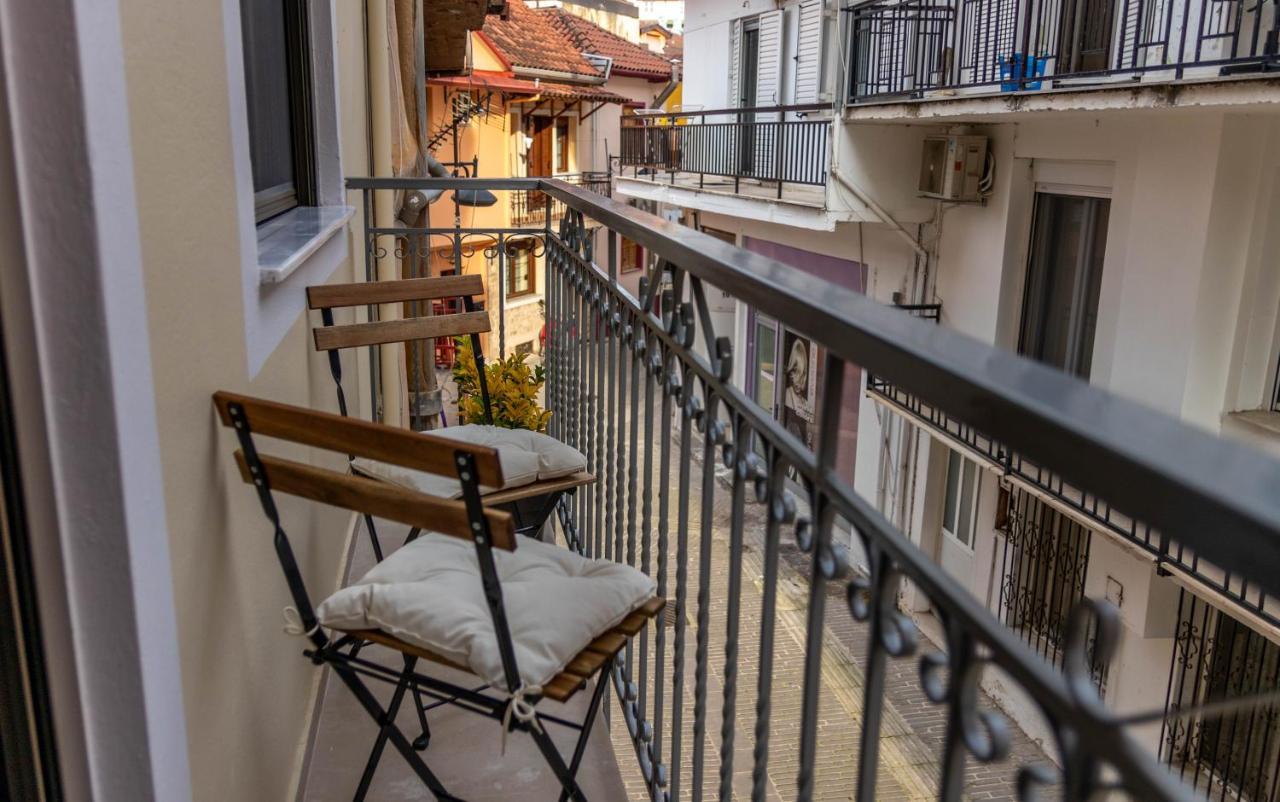 The Little Pigeon - Pink Apartment Ioannina Exterior foto
